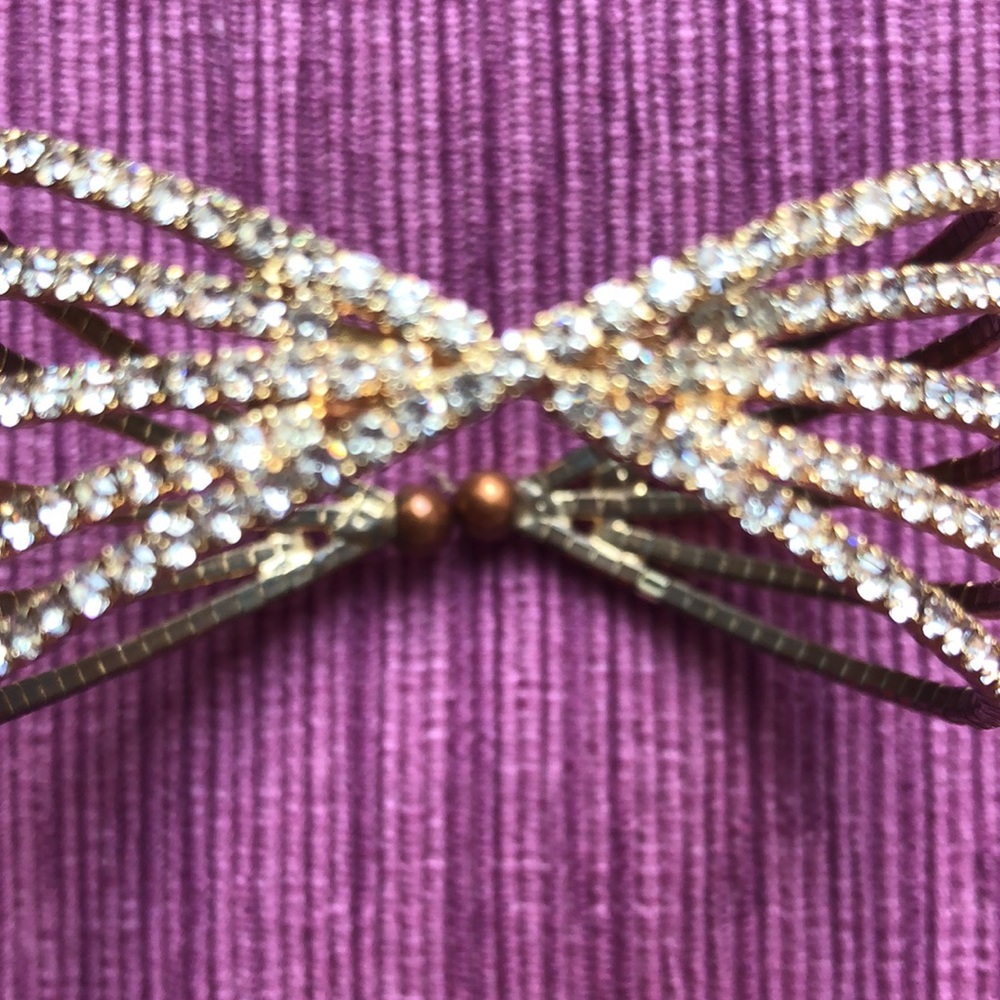 Rhinestone Bracelet OS fits Most NWOT - Picture 3 of 6